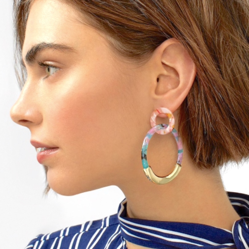 Resin Tortoise Shell Hoop Dangle Earrings - Picture 2 of 5